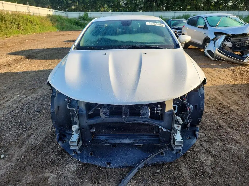 2015 CHRYSLER 200 LX  