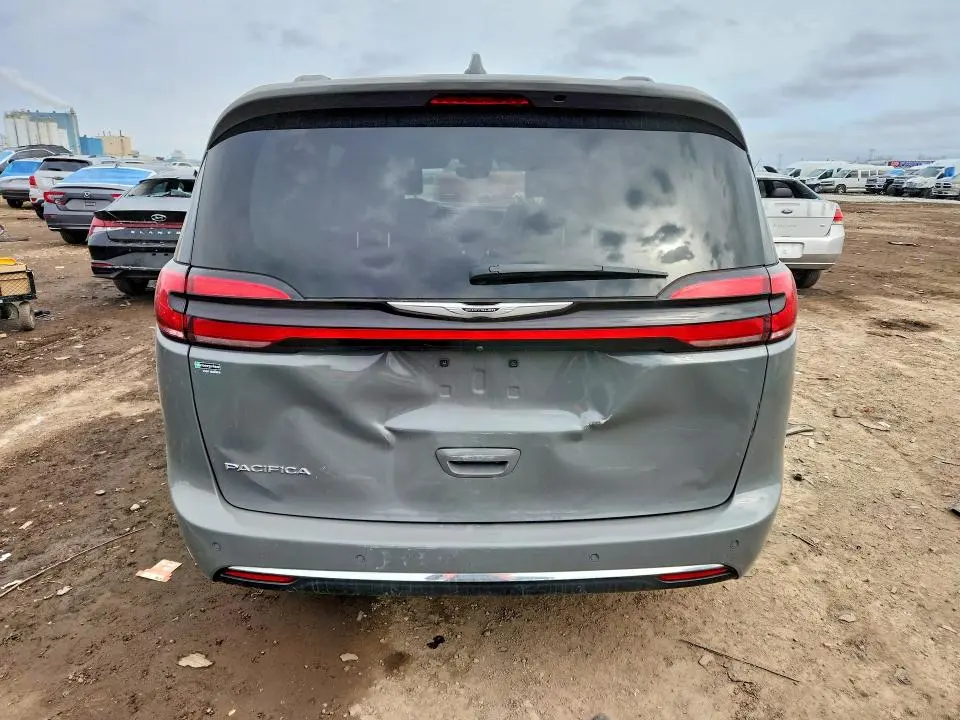 2022 CHRYSLER PACIFICA   