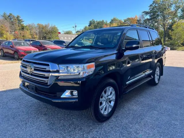 2016 TOYOTA LAND CRUISER   