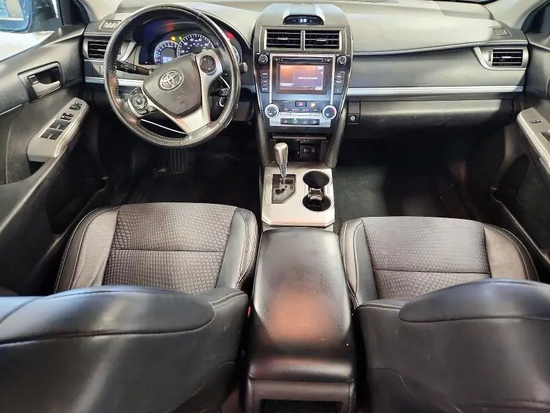 2014 TOYOTA CAMRY SE  