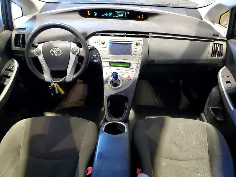 2013 TOYOTA PRIUS   