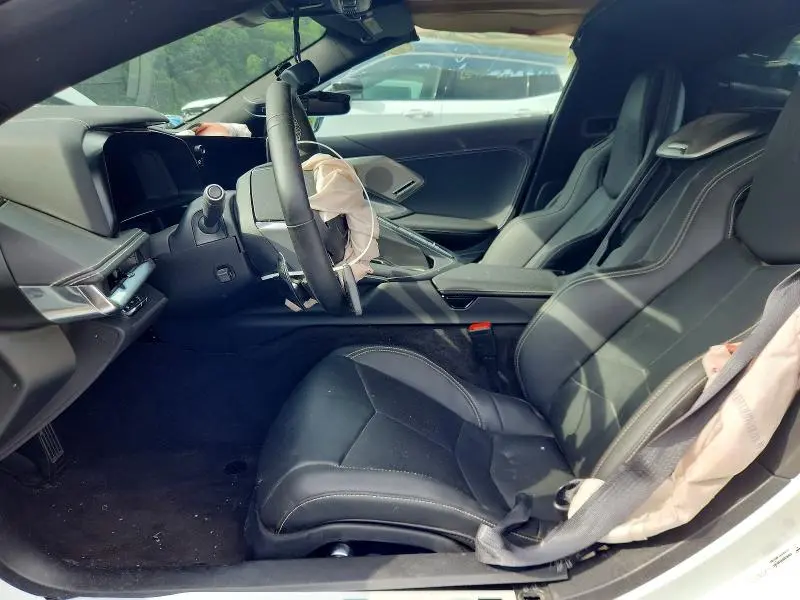 2024 CHEVROLET CORVETTE STINGRAY 2LT  