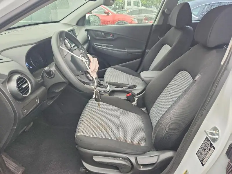 2018 HYUNDAI KONA SE  