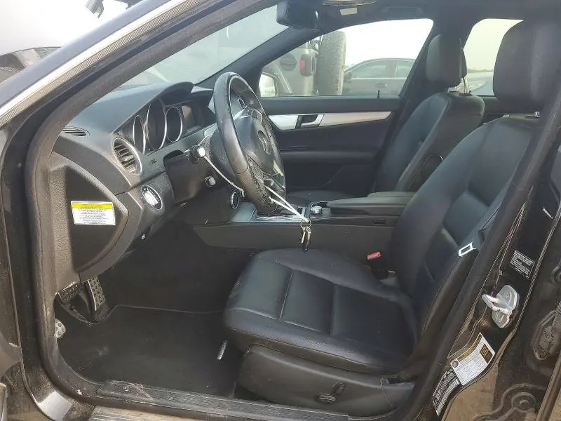 2013 MERCEDES-BENZ C 250  