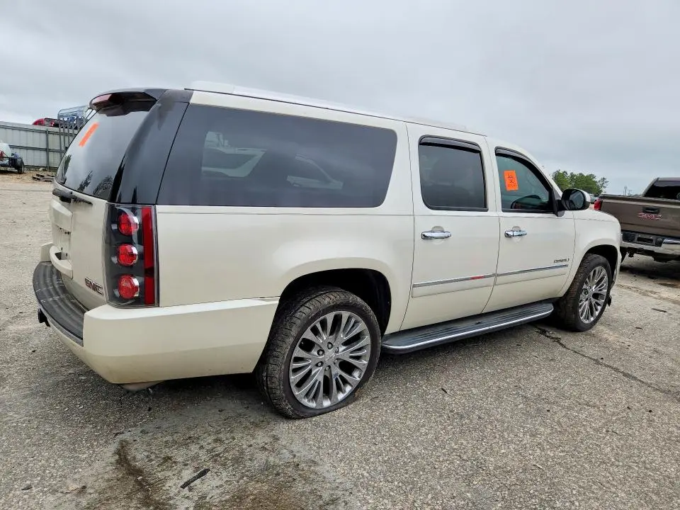 2012 GMC YUKON XL DENALI  