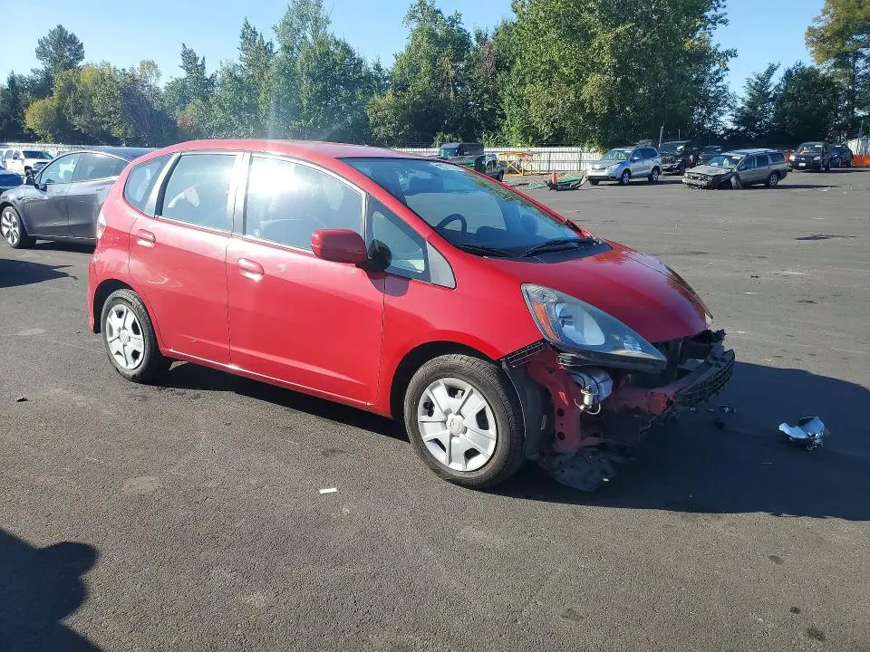 2013 HONDA FIT   