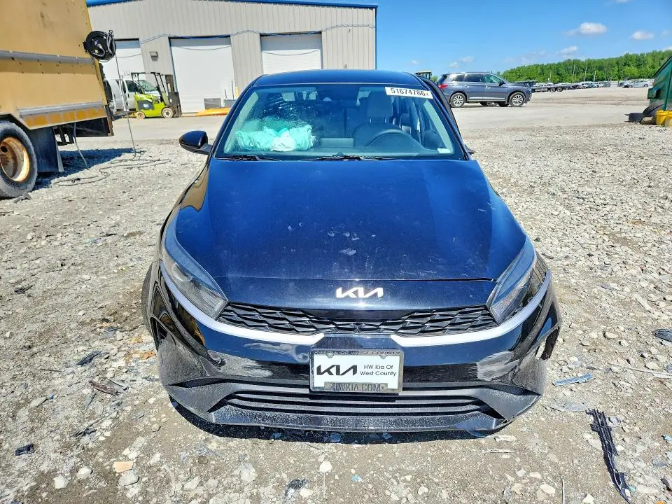 2022 KIA FORTE LXS  
