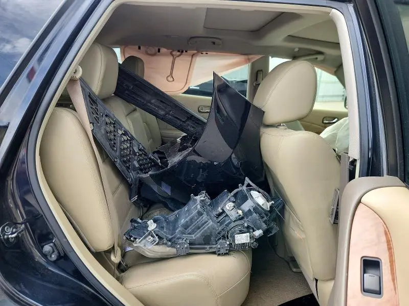 2013 NISSAN MURANO S  