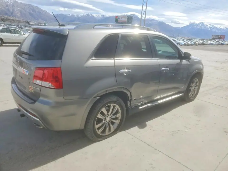 2013 KIA SORENTO SX  