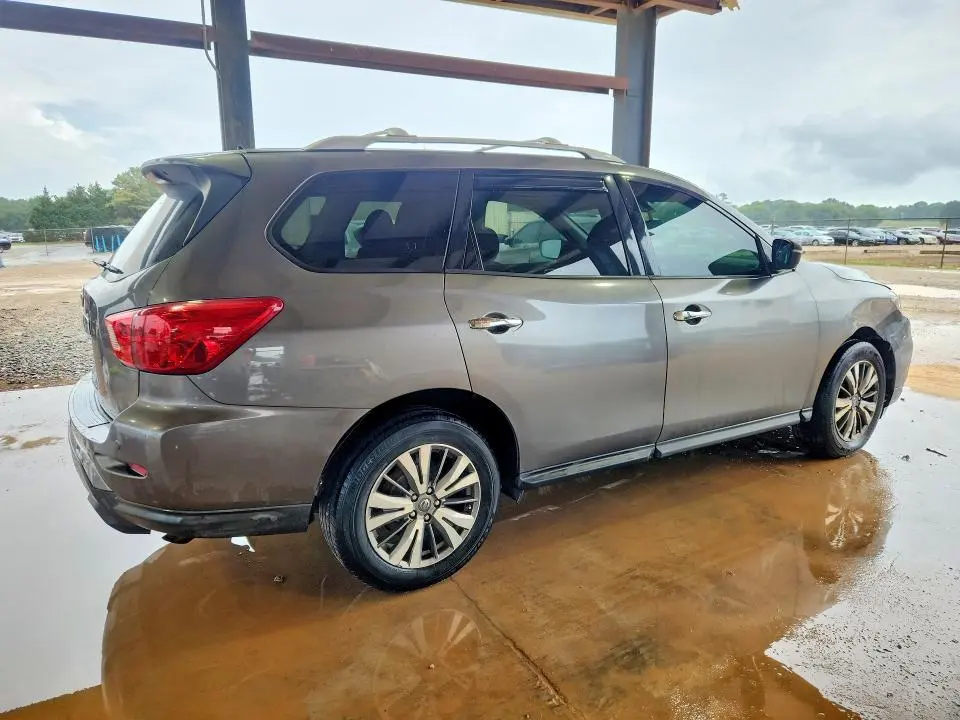 2018 NISSAN PATHFINDER SV  