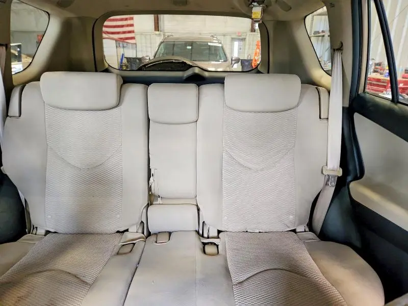 2011 TOYOTA RAV4 BASE  