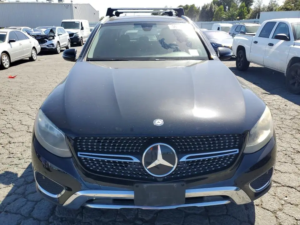 2016 MERCEDES-BENZ GLC 300  