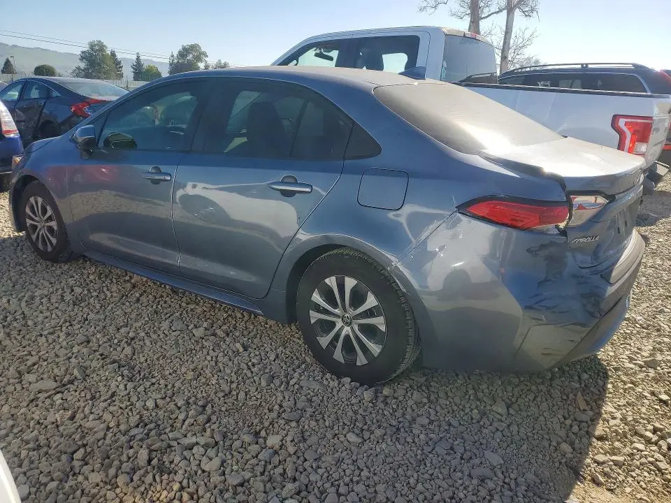 2022 TOYOTA COROLLA LE  