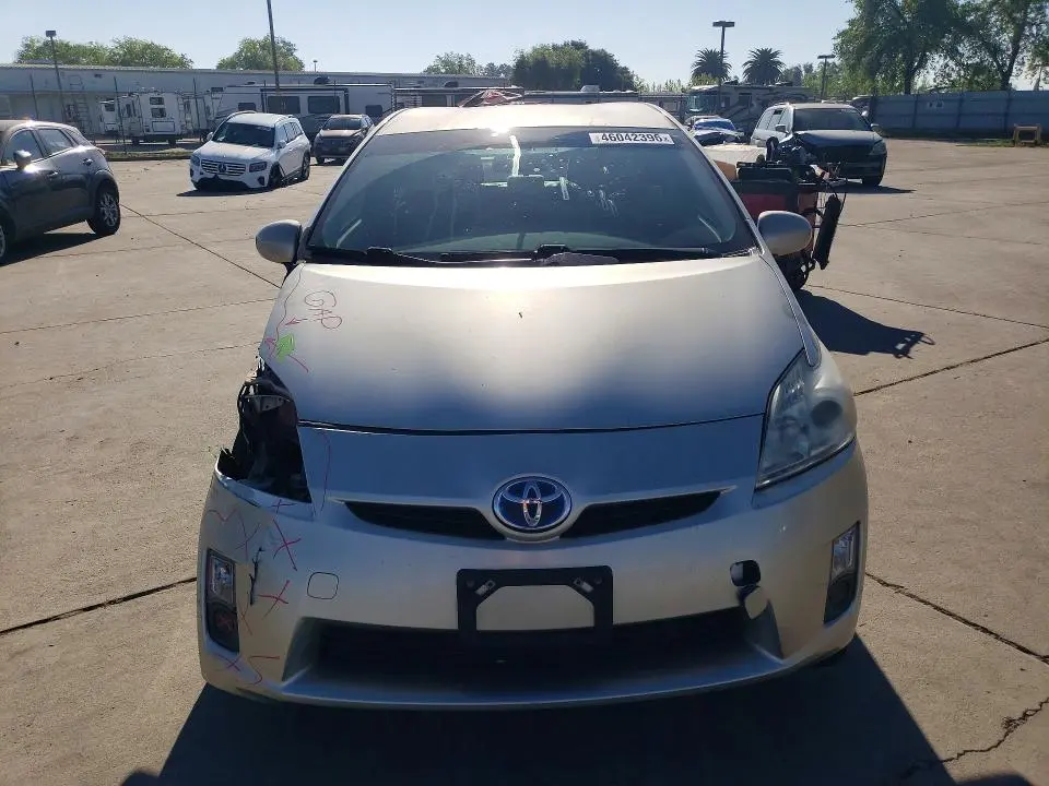 2010 TOYOTA PRIUS II  