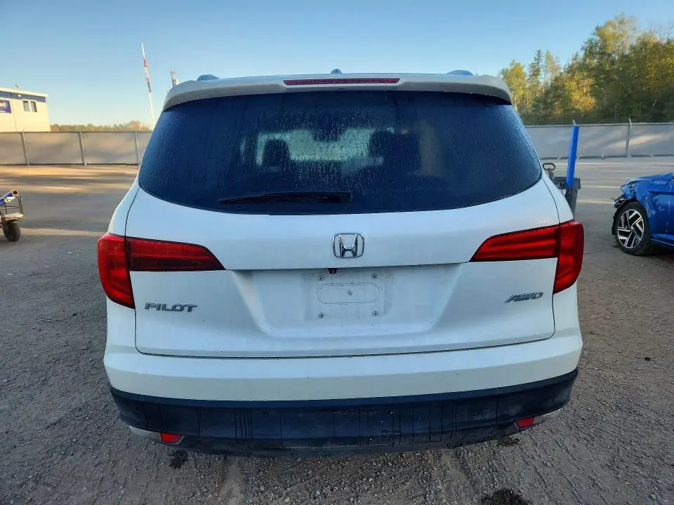 2017 HONDA PILOT EXLN  