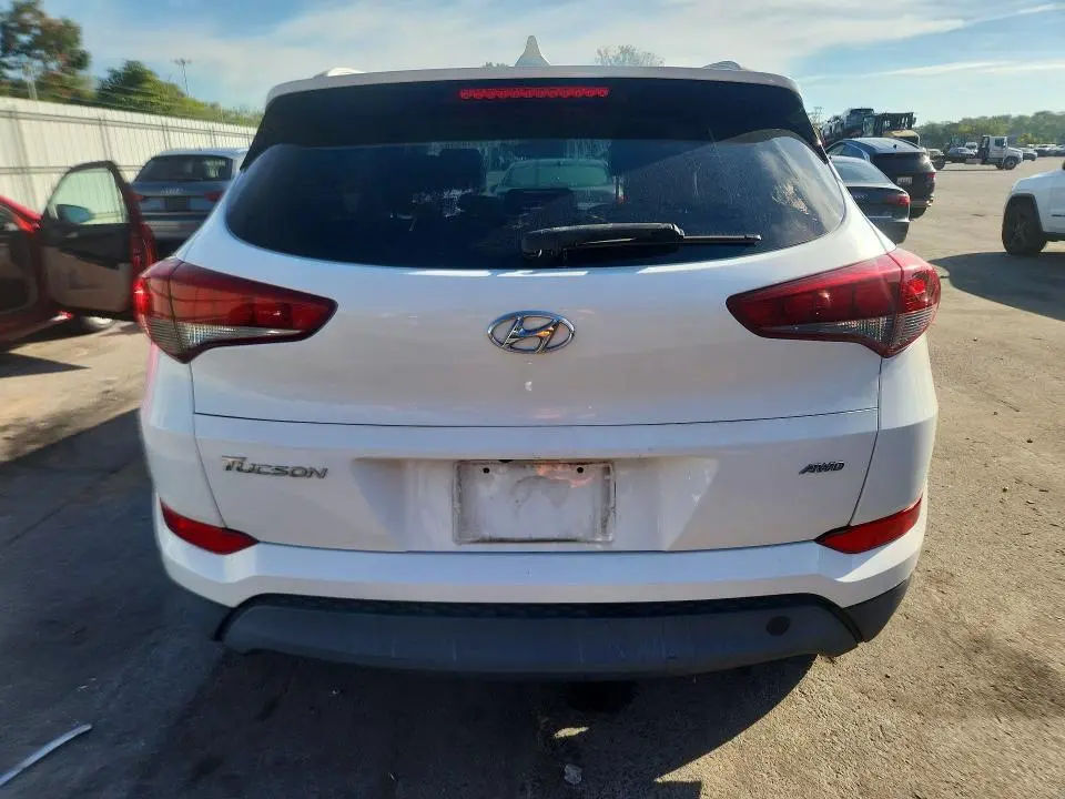 2018 HYUNDAI TUCSON SEL  