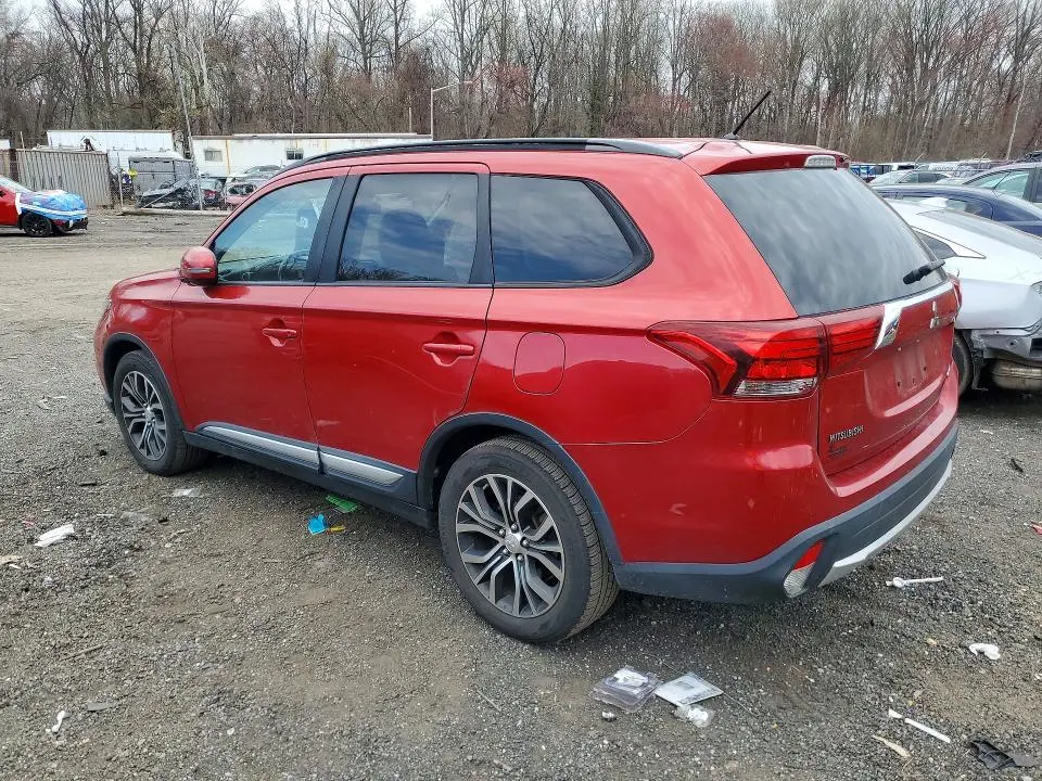 2016 MITSUBISHI OUTLANDER SE  