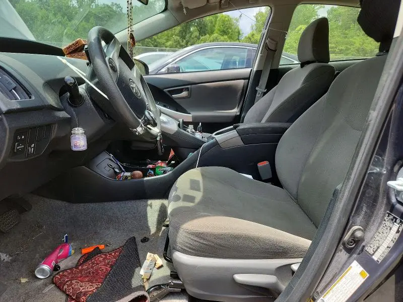2015 TOYOTA PRIUS TWO  