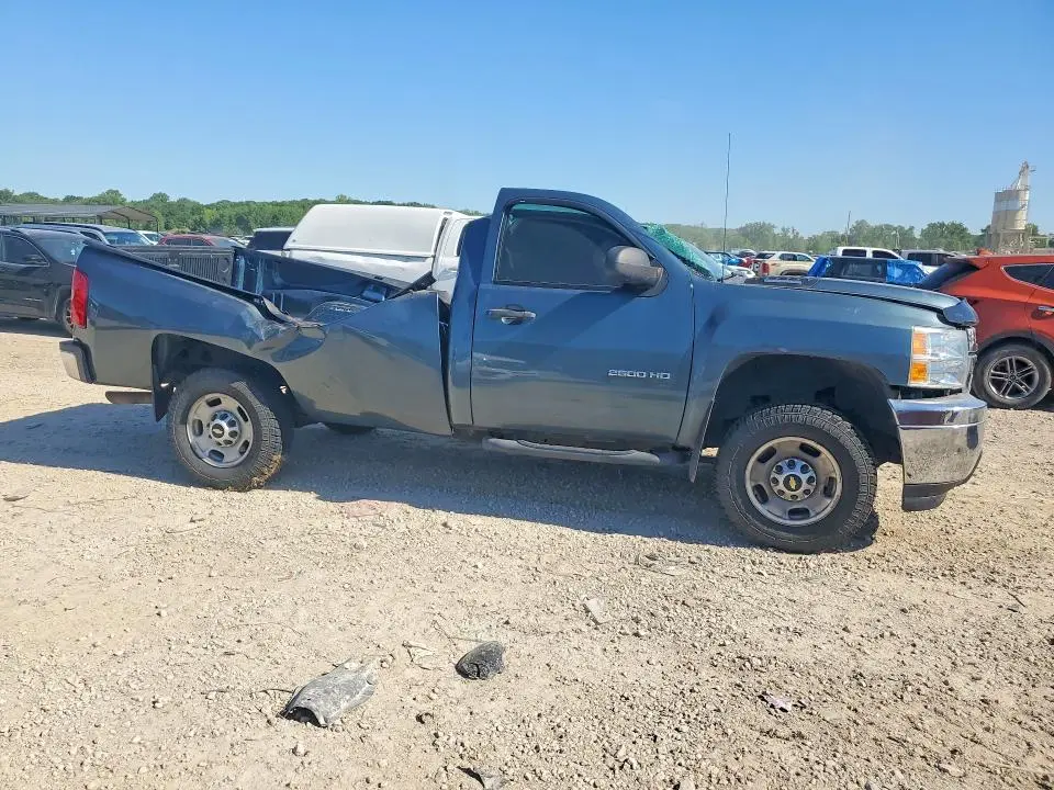 2013 CHEVROLET SILVERADO C2500 HEAVY DUTY  