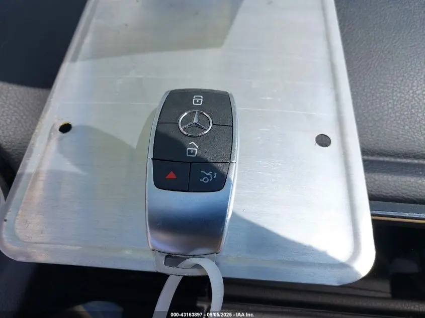 2023 MERCEDES-BENZ GLA 250  