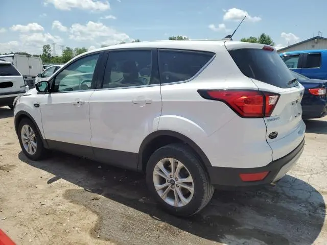 2019 FORD ESCAPE SE