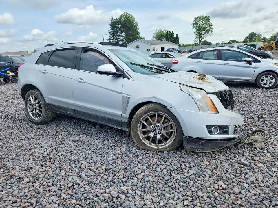 2015 CADILLAC SRX PERFORMANCE COLLECTION  