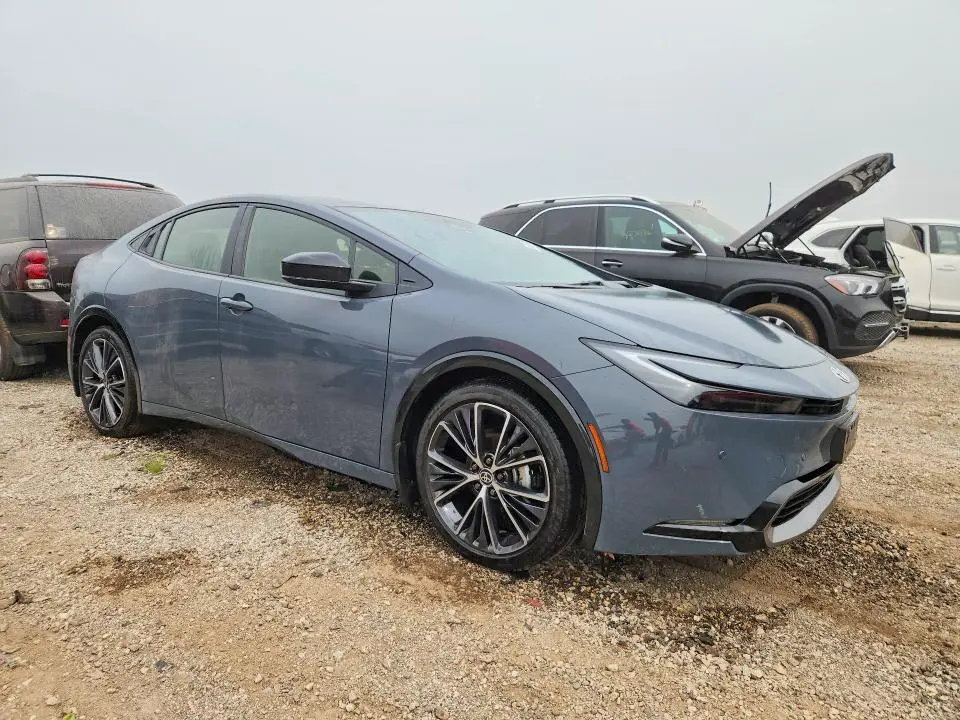 2026 TOYOTA PRIUS XLE  