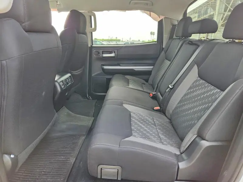 2021 TOYOTA TUNDRA CREWMAX SR5  
