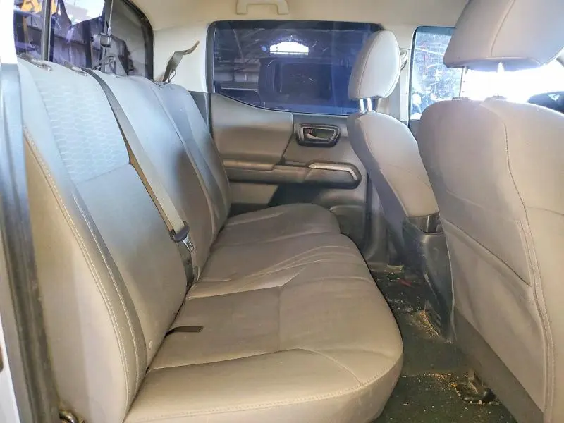 2017 TOYOTA TACOMA SR5 V6  