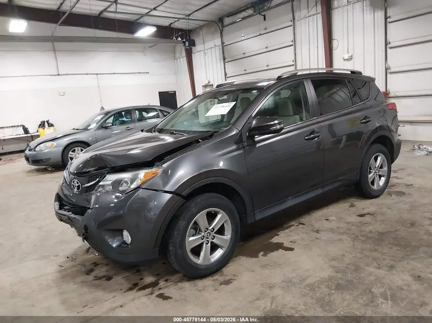 2015 TOYOTA RAV4 XLE