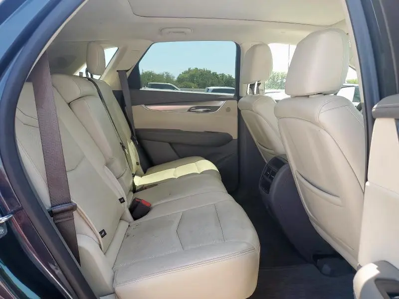 2019 CADILLAC XT5 LUXURY  