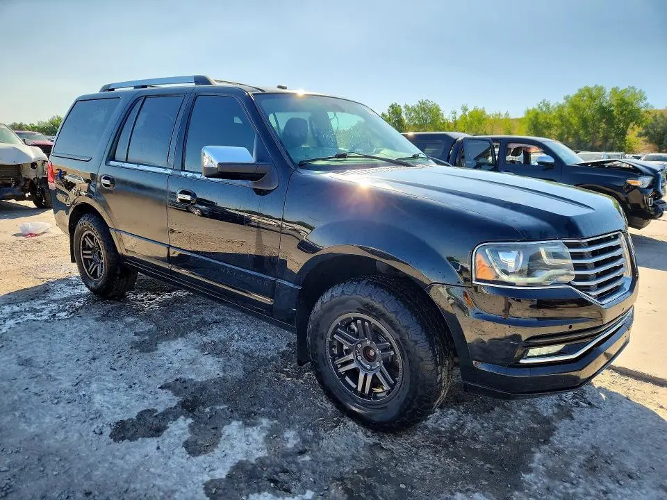 2016 LINCOLN NAVIGATOR RESERVE  