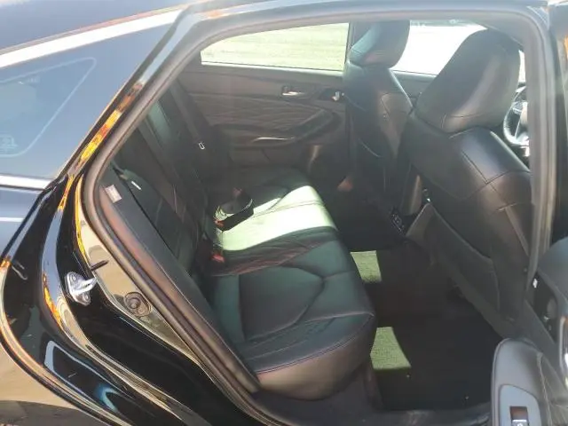 2022 TOYOTA AVALON LIMITED  