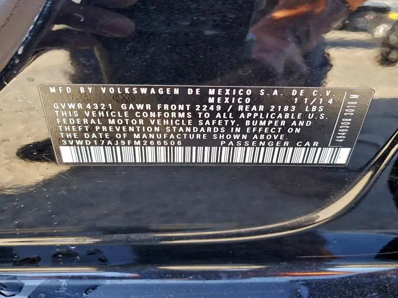 2015 VOLKSWAGEN JETTA SE  