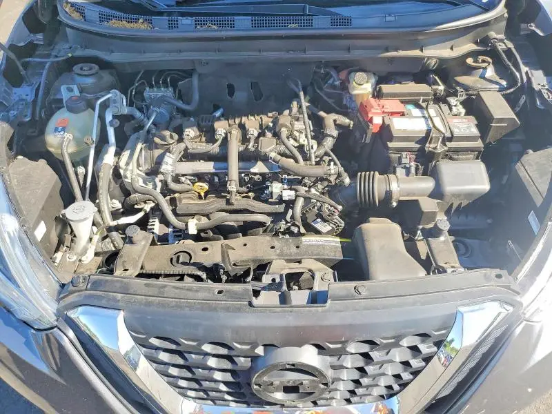 2020 NISSAN KICKS S  