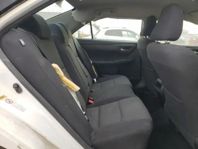 2016 TOYOTA CAMRY LE  