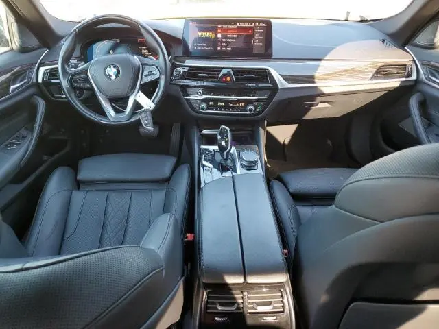 2021 BMW 530 I  