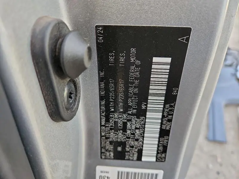 2024 TOYOTA SIENNA LE 8-PASSENGER  