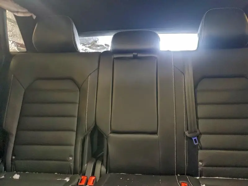 2024 VOLKSWAGEN ATLAS CROSS SPORT SEL R-LINE  