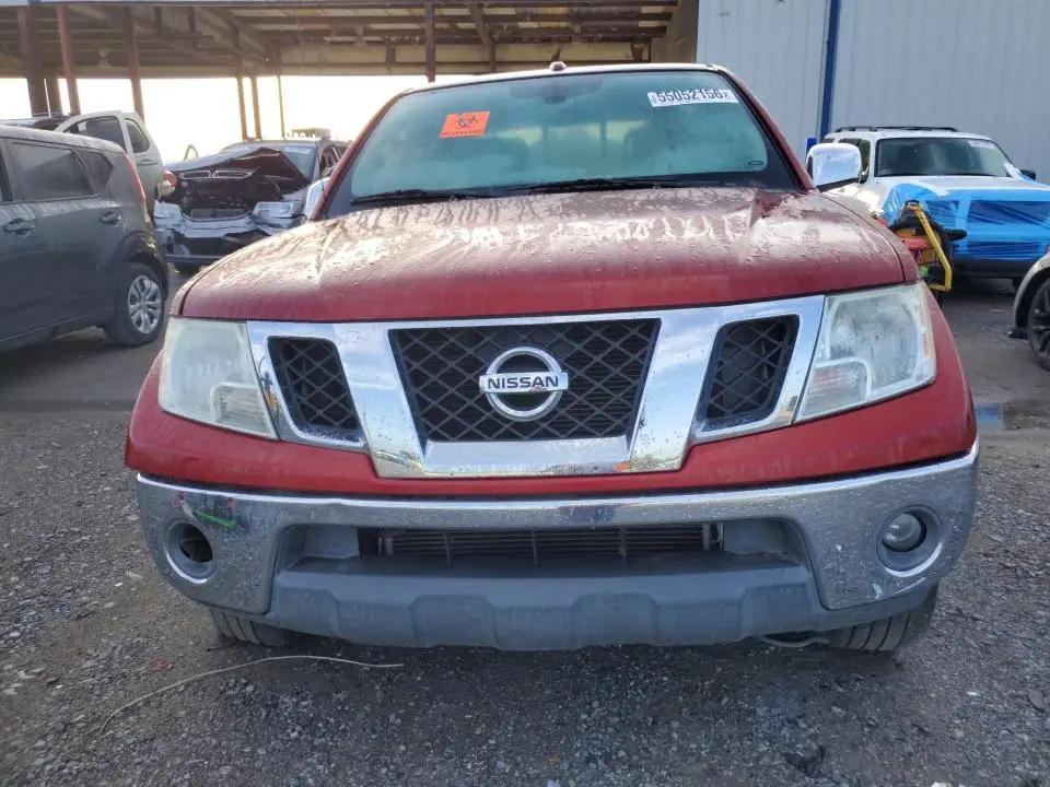 2016 NISSAN FRONTIER SL  