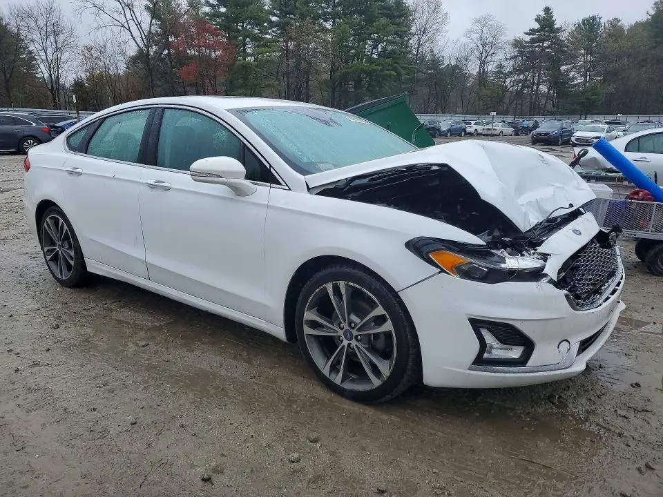 2019 FORD FUSION TITANIUM  