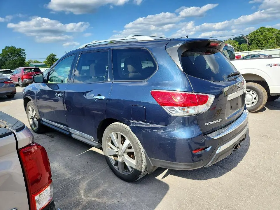 2013 NISSAN PATHFINDER S  