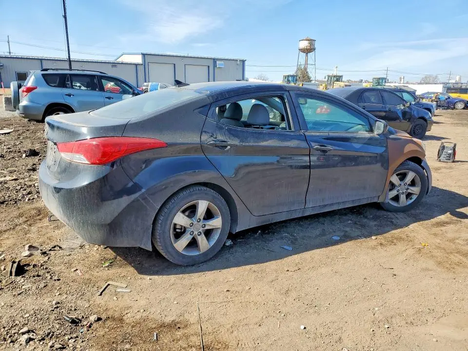 2012 HYUNDAI ELANTRA GLS  