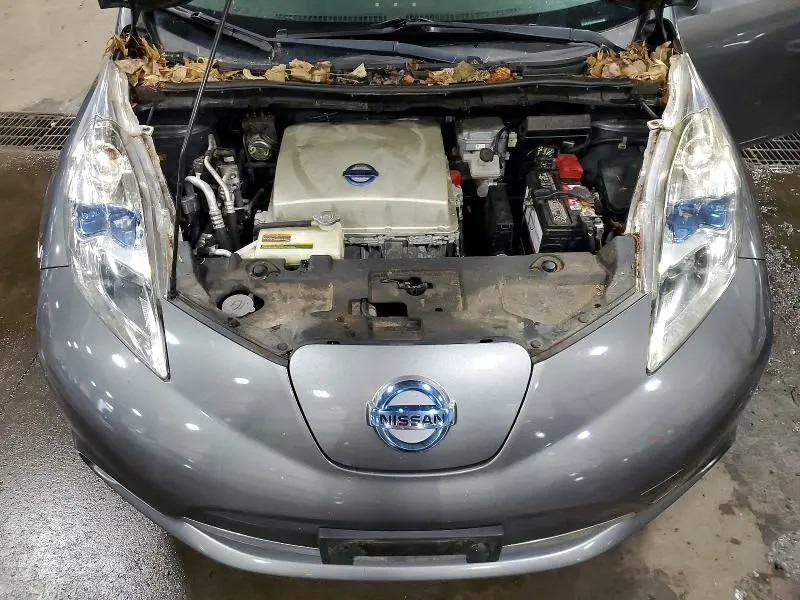 2015 NISSAN LEAF S/SV/SL  