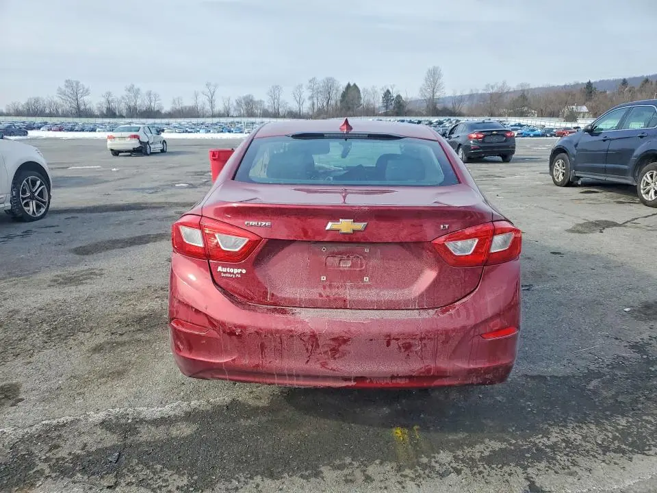 2017 CHEVROLET CRUZE LT  