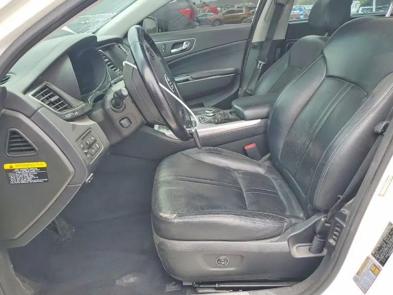 2015 KIA K900 PREMIUM  