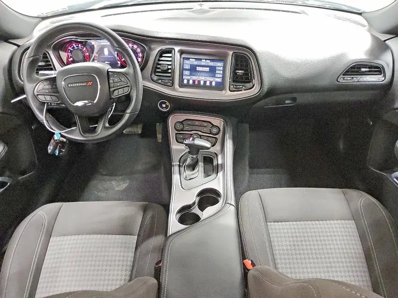 2023 DODGE CHALLENGER SXT  