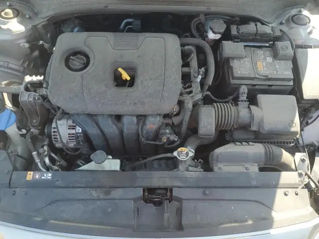 2023 KIA FORTE LX  