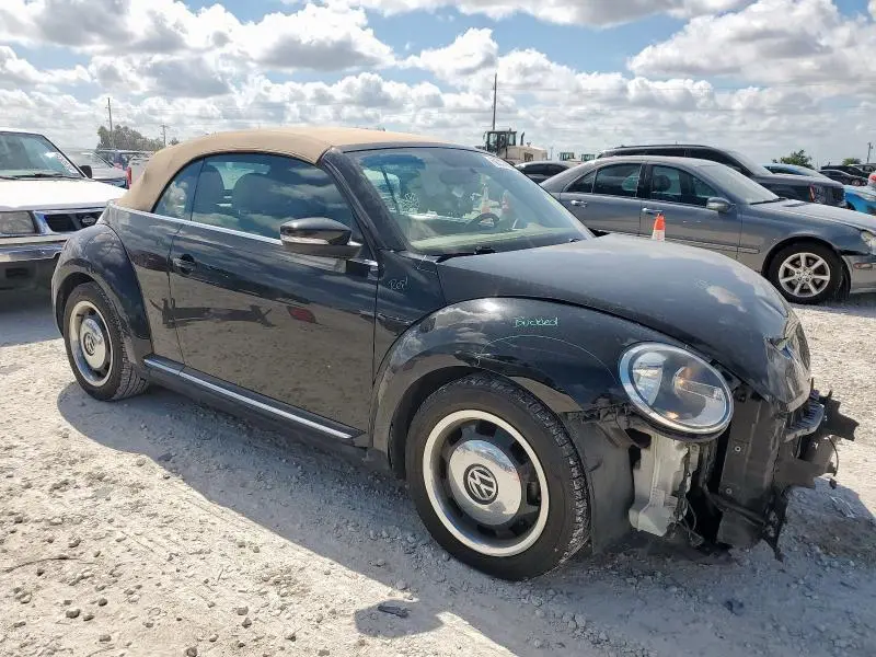 2013 VOLKSWAGEN BEETLE   