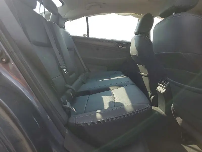 2016 SUBARU LEGACY 3.6R LIMITED  